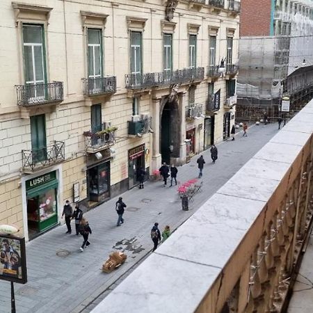 Dimora Donn'Alba Apartment Naples Luaran gambar