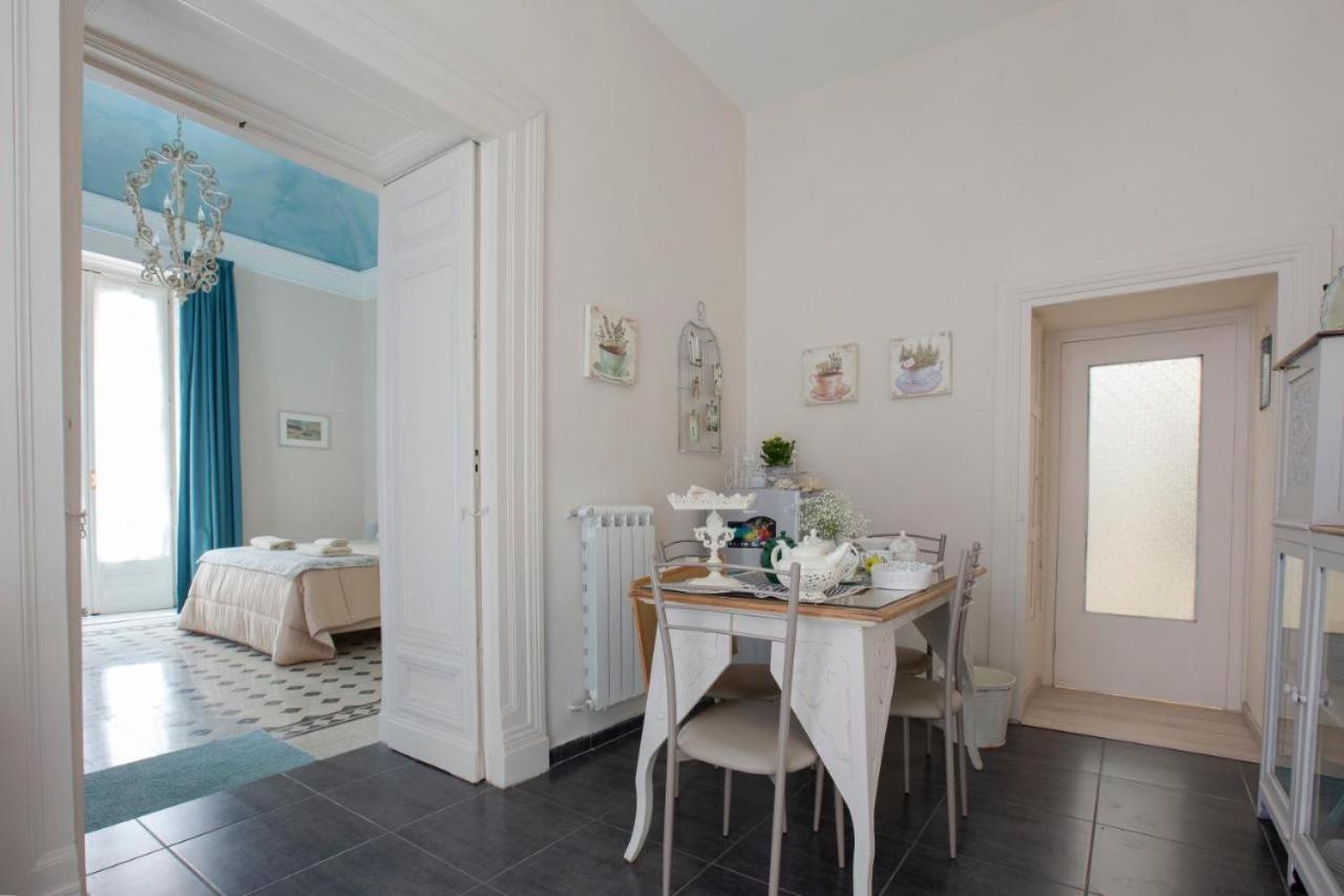 Dimora Donn'Alba Apartment Naples Luaran gambar